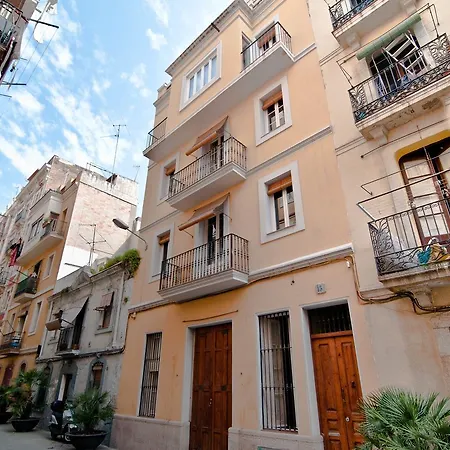 Barceloneta Suites Apartments Market-2